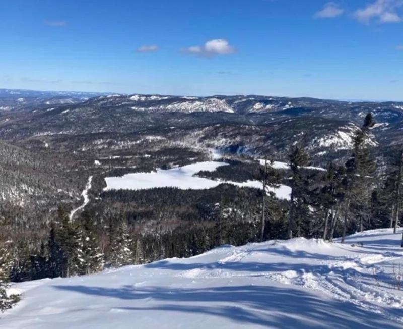 Appartement Mont Edouard, Hebergement Paisible A La Montagne LʼAnse-Saint-Jean Esterno foto